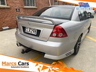 2005 Holden Commodore - Thumbnail