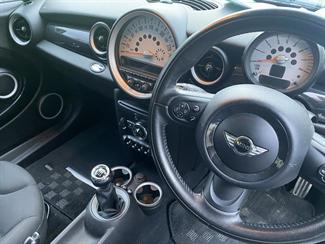 2010 Mini Cooper S - Thumbnail